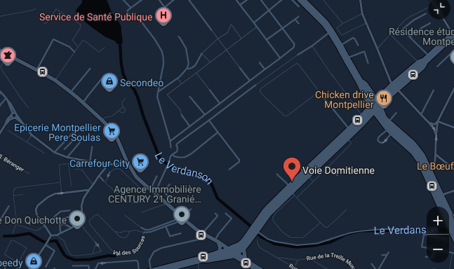 Carte sombre montrant Voie Domitienne et commerces autour à Montpellier.