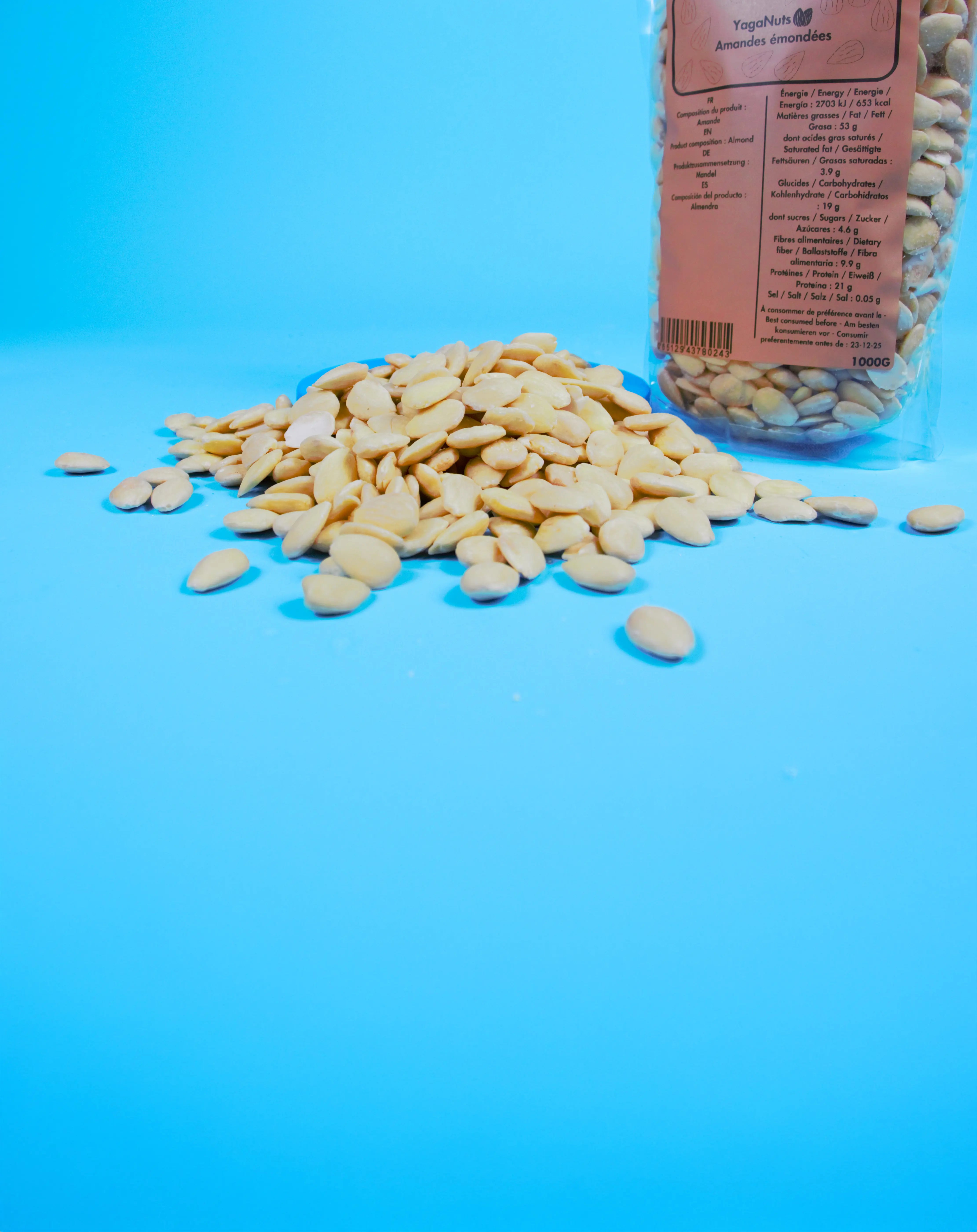 Amandes émondées YagaNuts